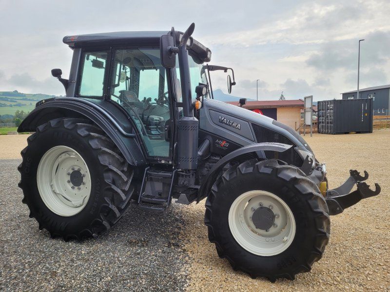 Valtra N103 H