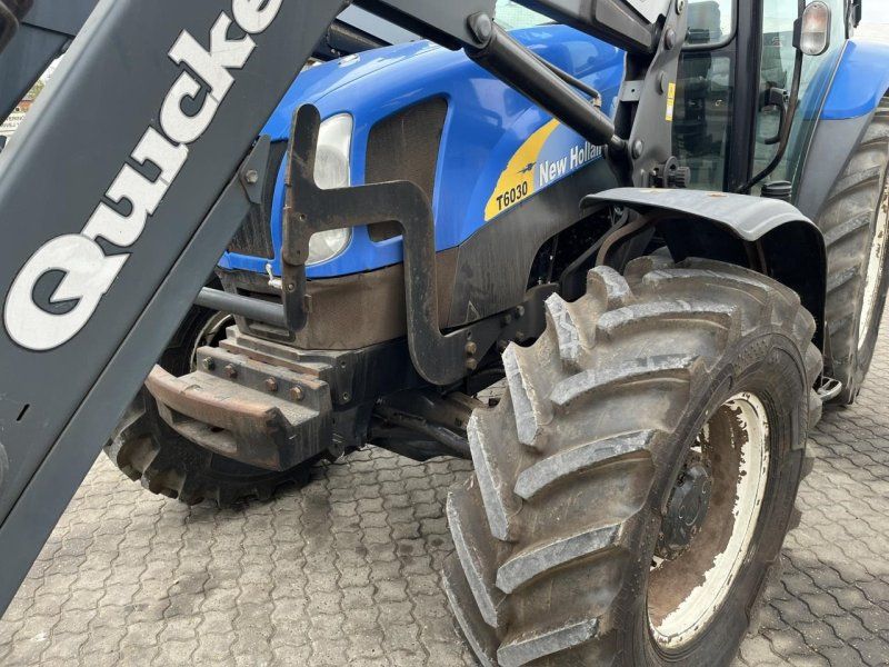New Holland T6030