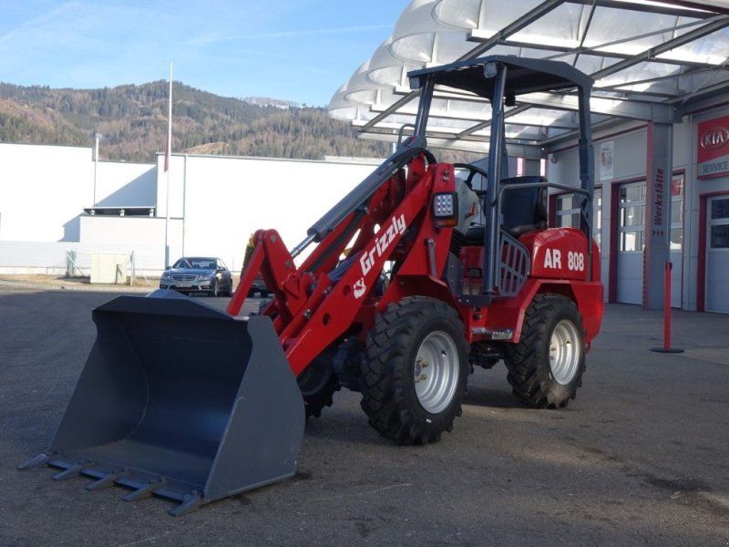 Grizzly 808 4WD leicht
