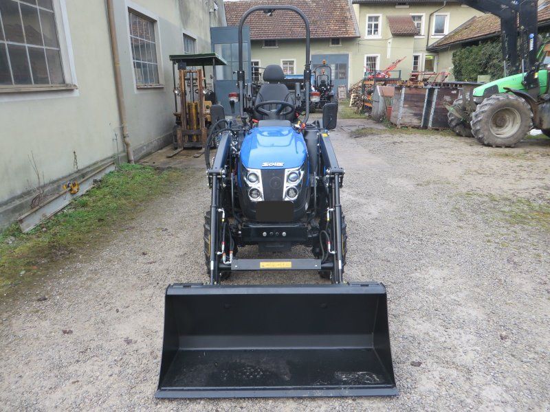 Solis 26 HST + Alö C12s Frontlader + Schaufel + Straßenzulassung