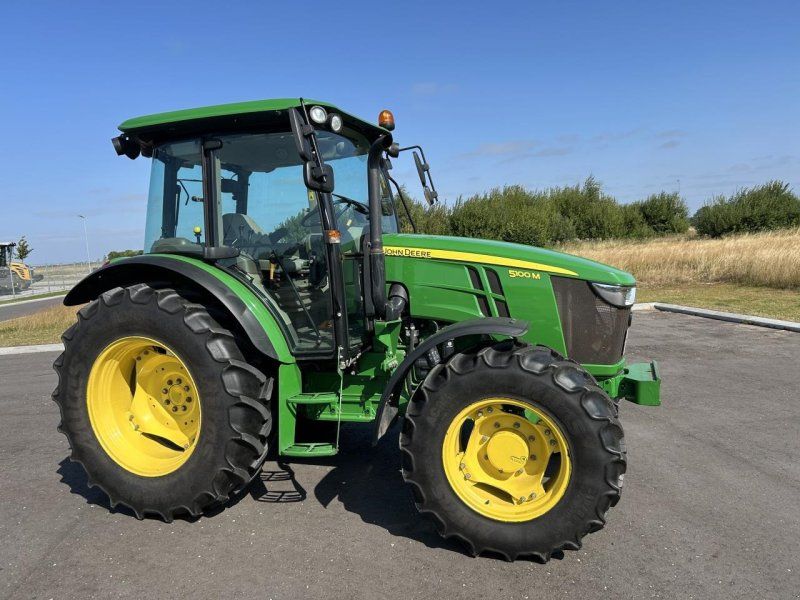 John Deere 5100M