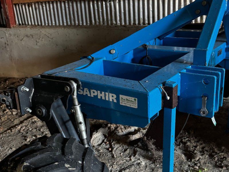 Saphir Frontgrubber