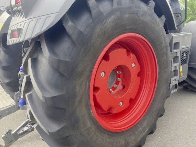 Fendt 828 VARIO S4 PROFI PLUS