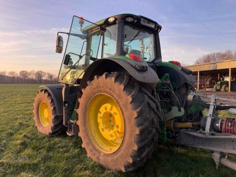 John Deere 6175M