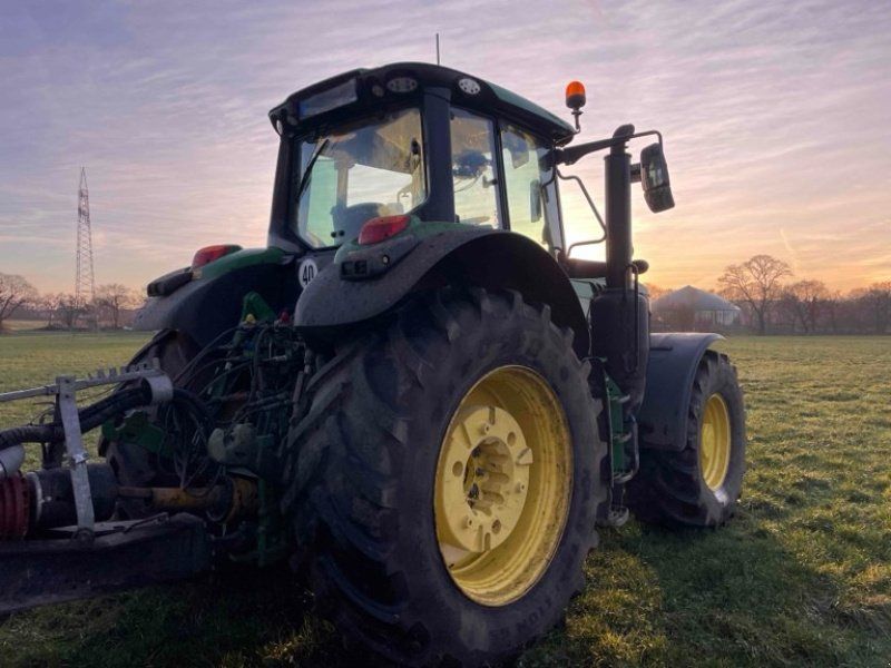 John Deere 6175M