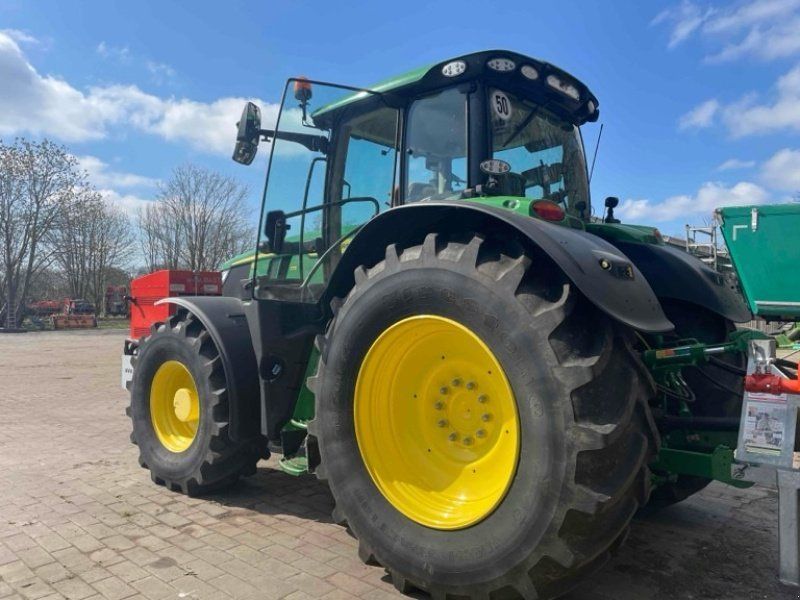John Deere 6R 175