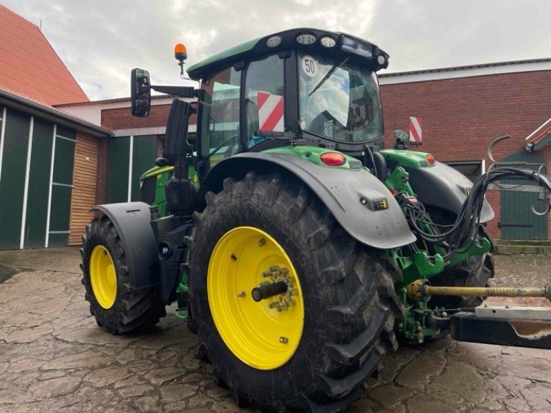 John Deere 6R 250