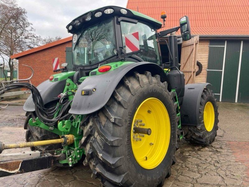 John Deere 6R 250