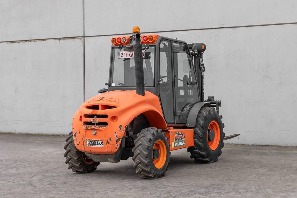 Ausa C 250 H X4