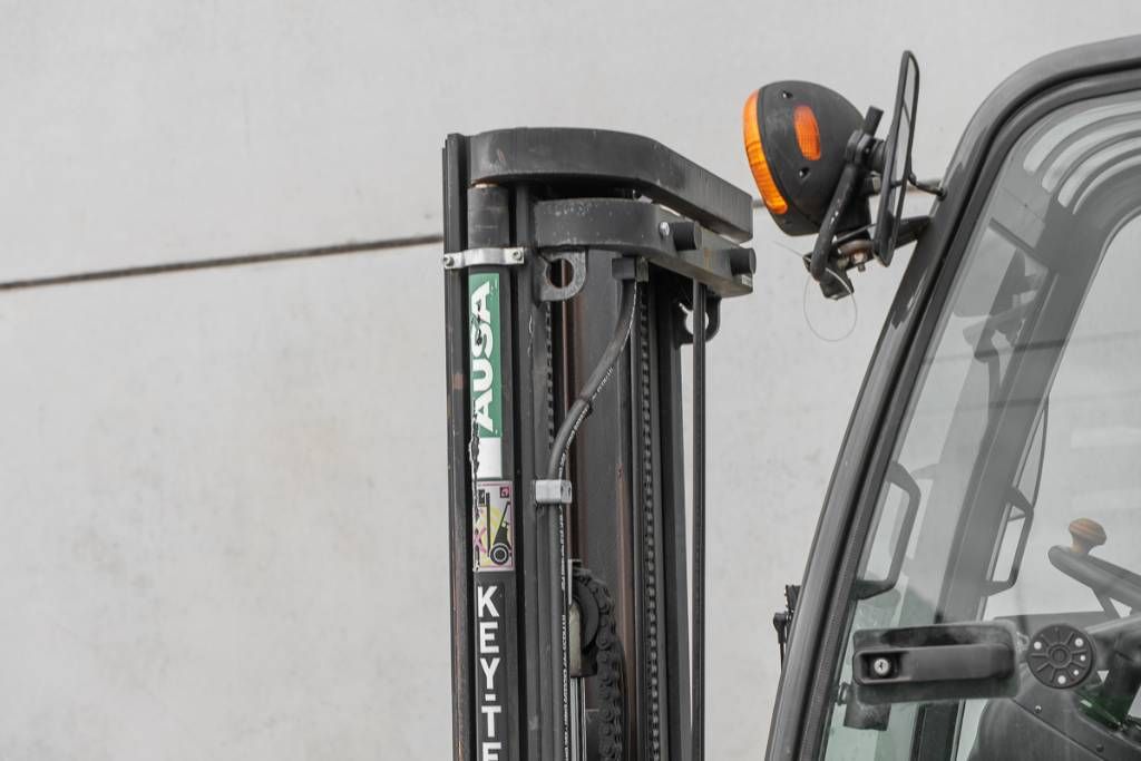 Ausa C 250 H X4