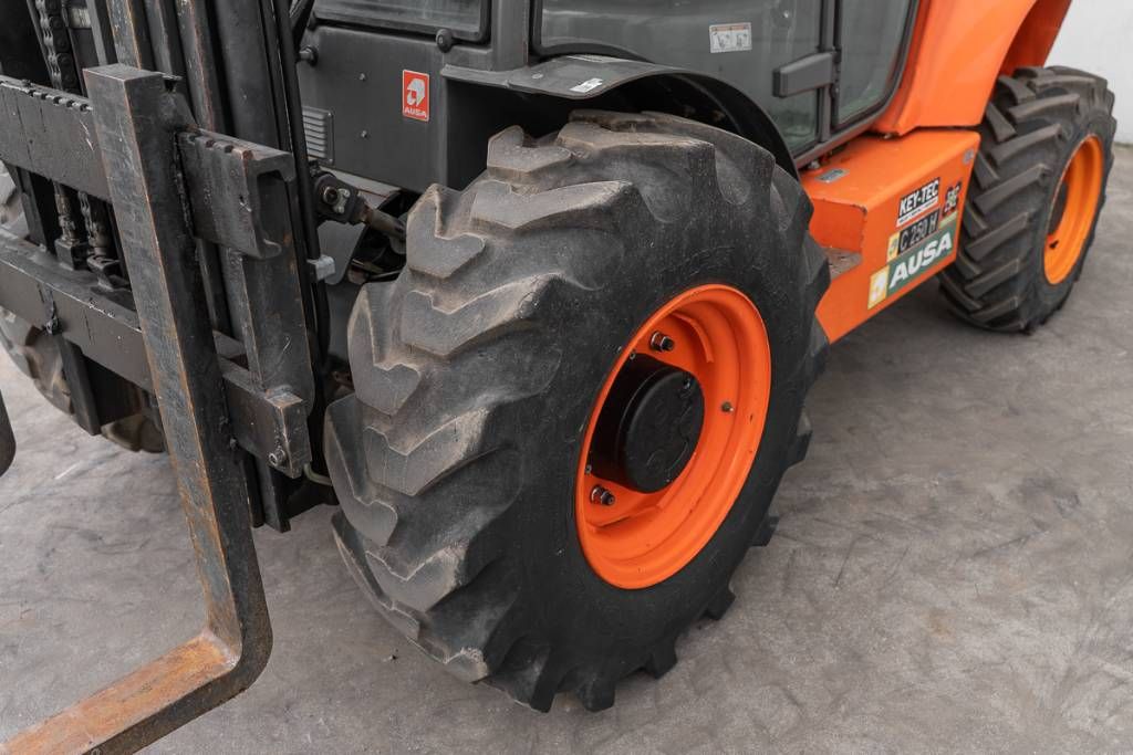 Ausa C 250 H X4