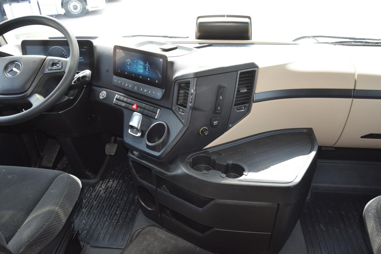 2023 Mercedes-Benz Actros 5 1845 BigSpace