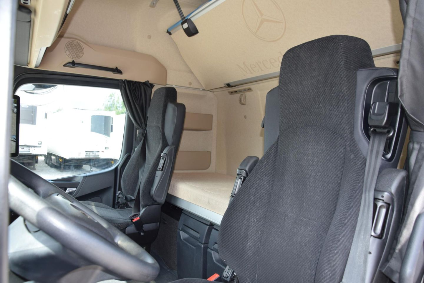 2023 Mercedes-Benz Actros 5 1845 BigSpace