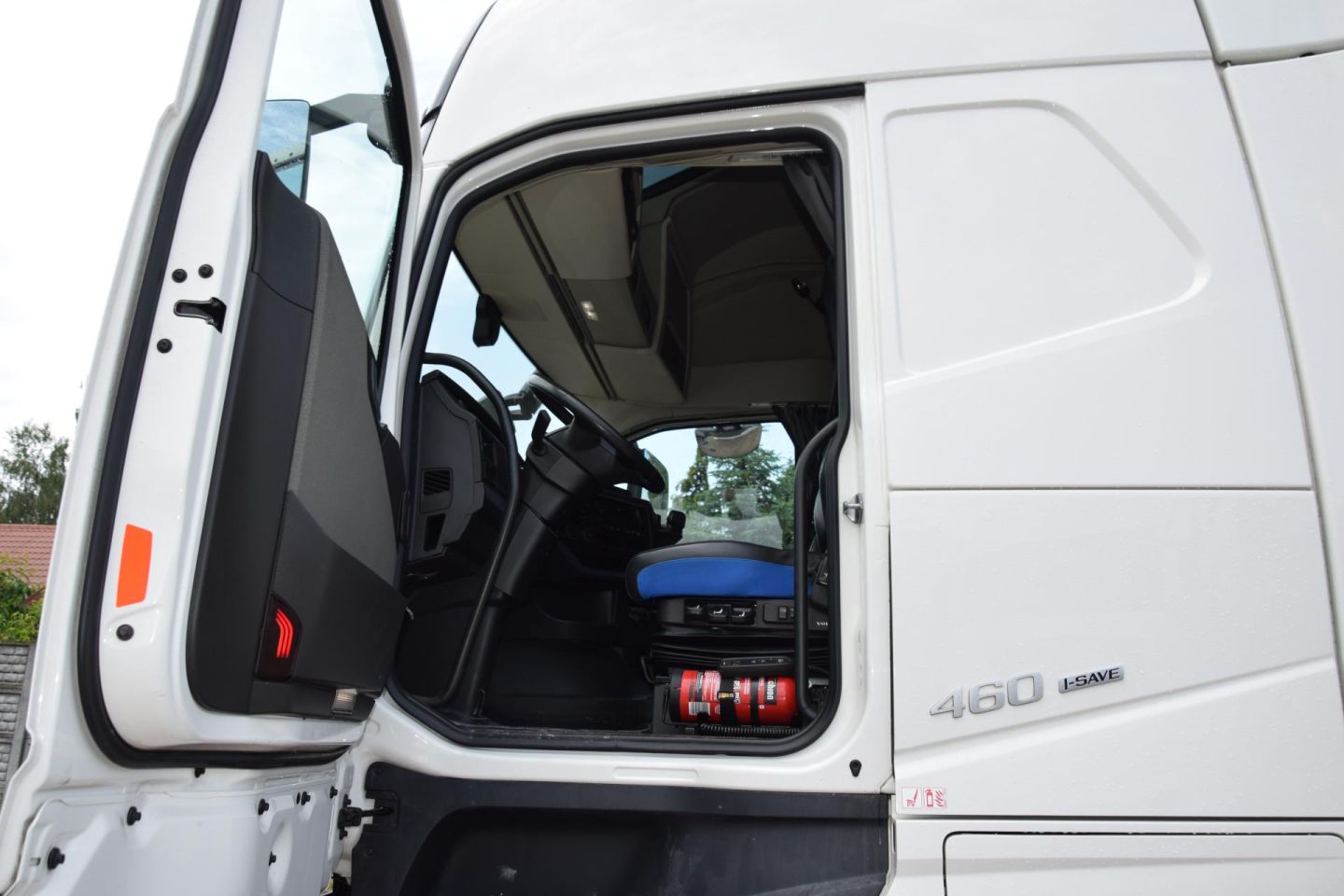 2022 Volvo FH 460 Globetrotter XL i-Save Side Skirts
