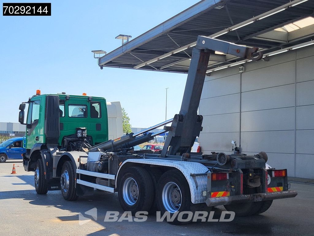 Iveco Trakker 410 8X4 Hyvalift 26-65S Hooklift Manual Big-Axle EEV