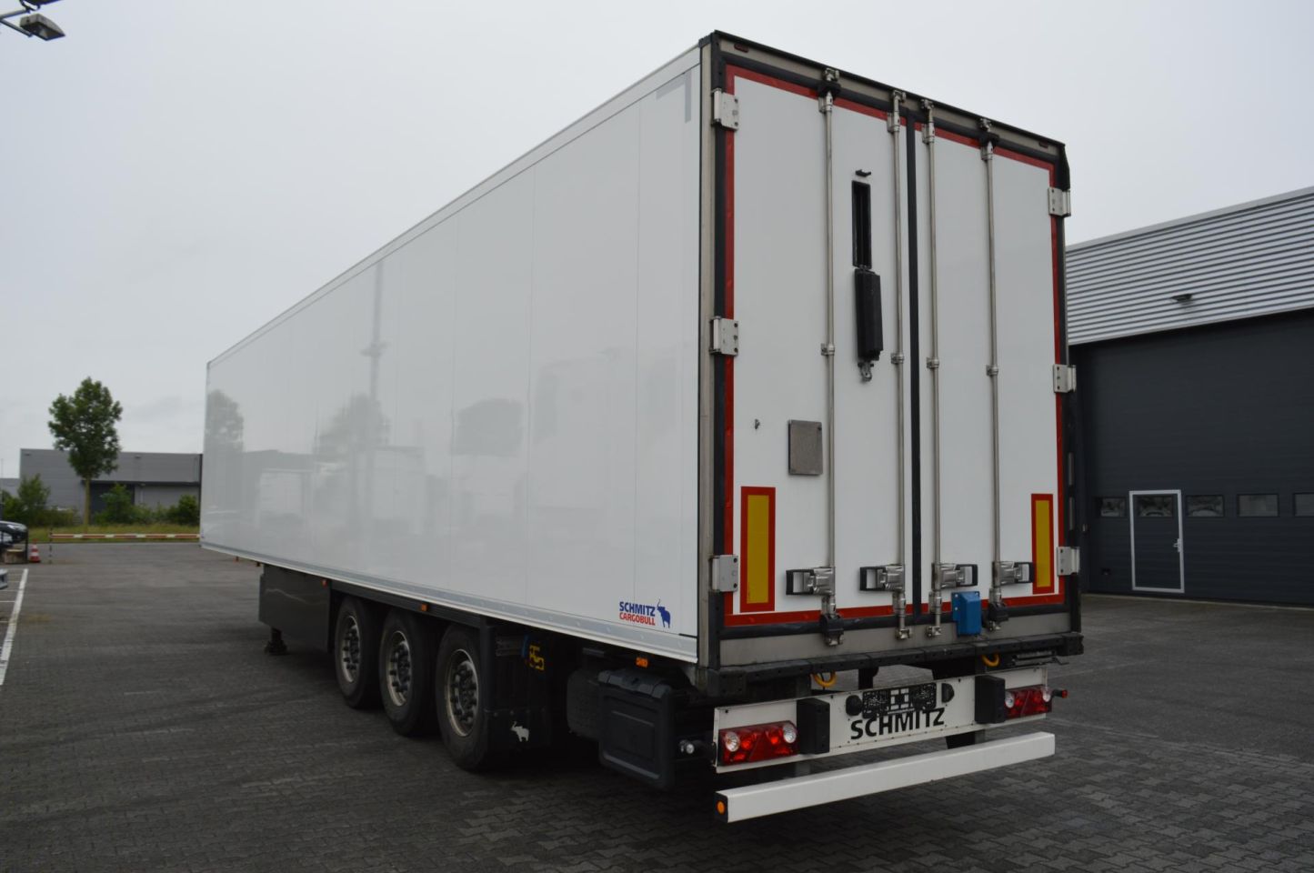 2023 Schmitz Cargobull SKO FP 45 ThermoKing SLXi 300