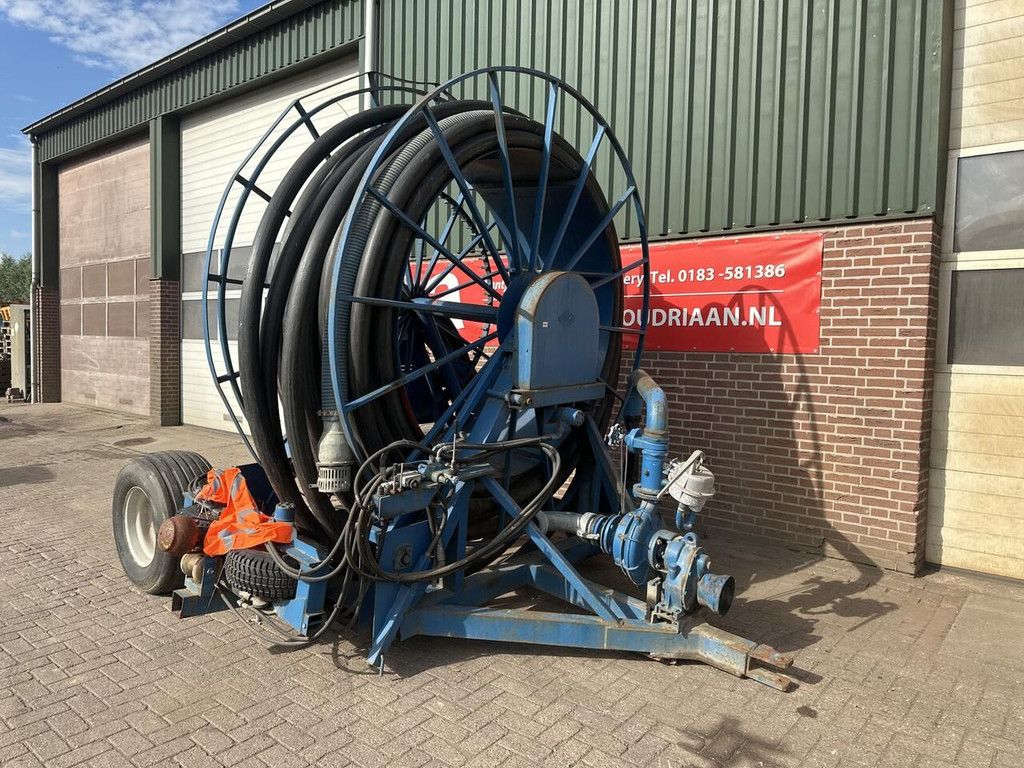 Haspel met eigen pomp
