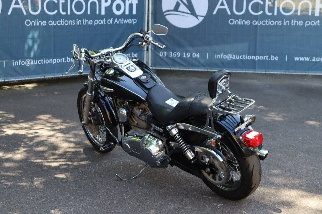 Motorcycle Harley-Davidson Dyna Super Glide Petrol 2007
