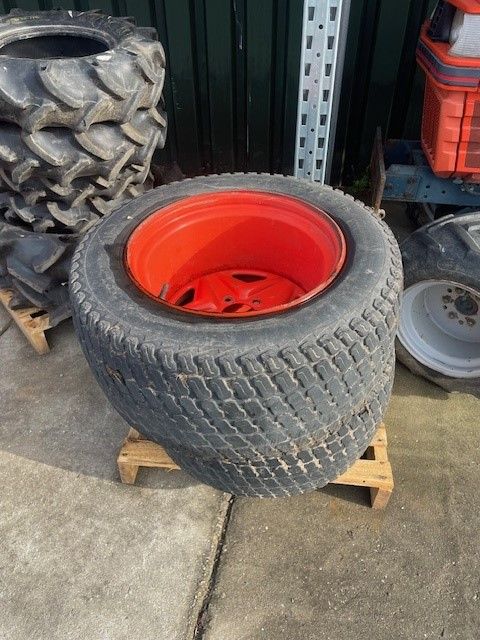 Kubota ZD1211 Zero turn maaier