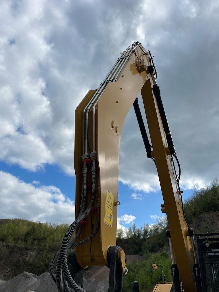 CAT MH3024