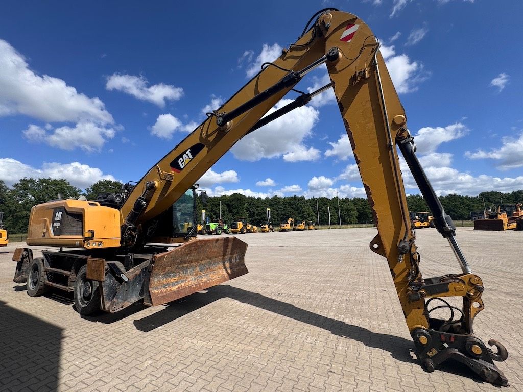 CAT MH3024