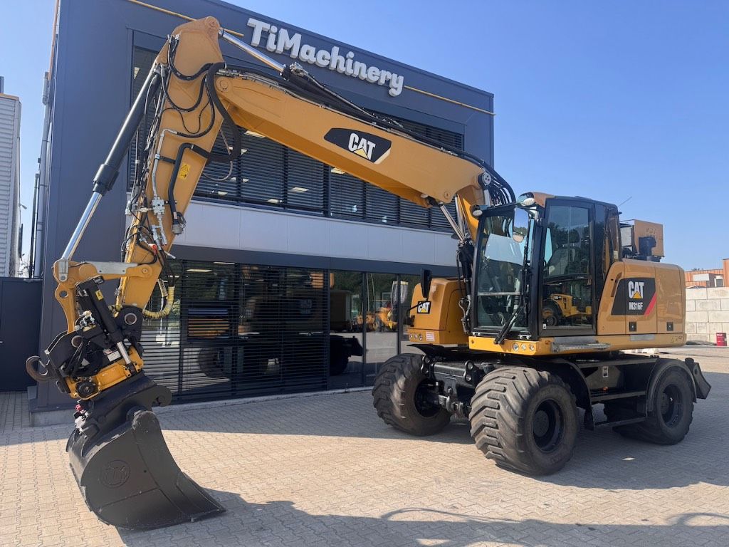 CAT M316F