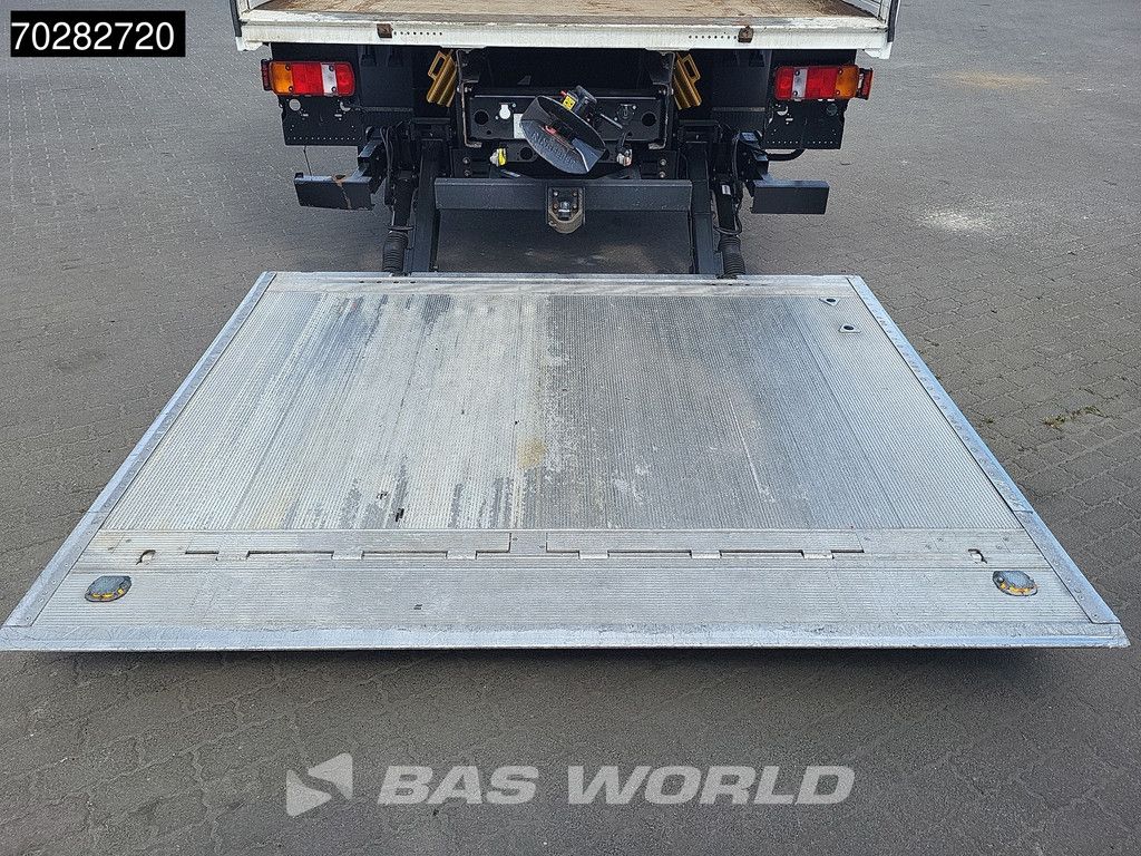 MAN TGM 26.320 6X2 2000kg Ladebordwand Automatic Lift+steering axle Navi Euro 6