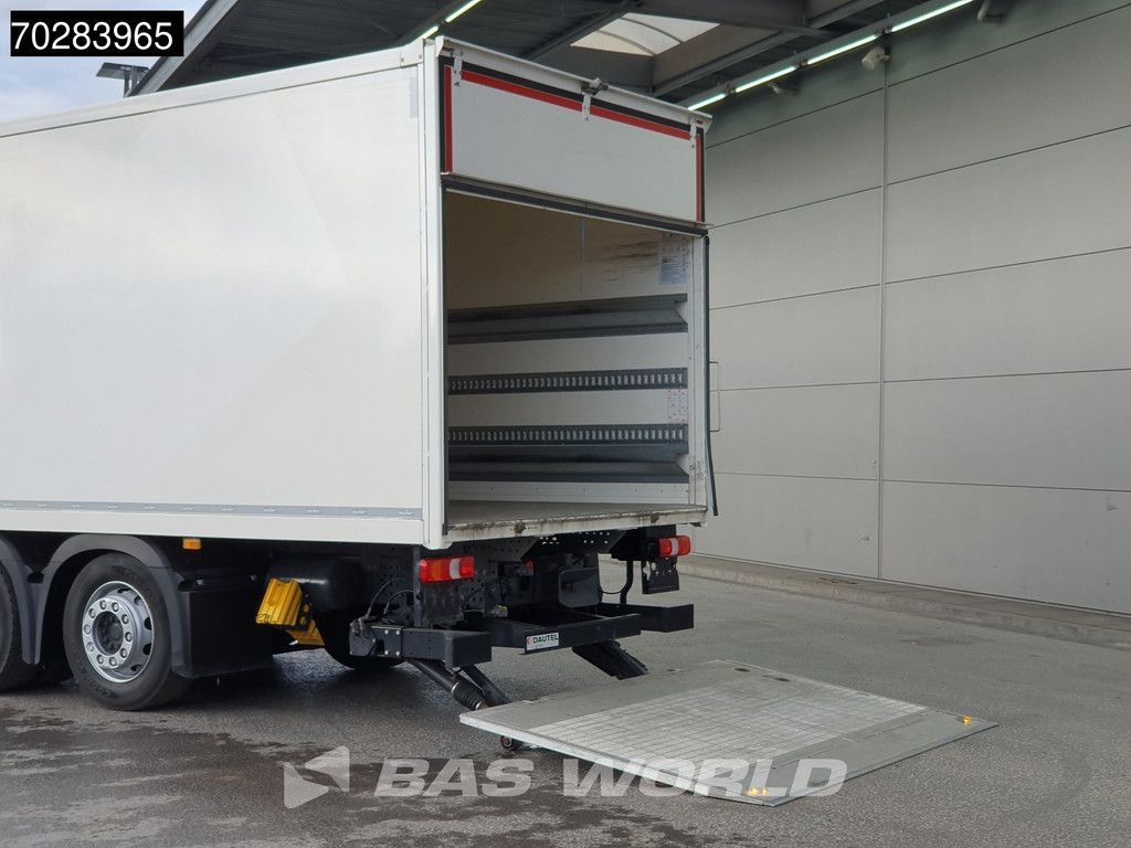 Mercedes Actros 2540 6X2 1500kg Ladebordwand Steering Axle Automatic Navi Euro 6