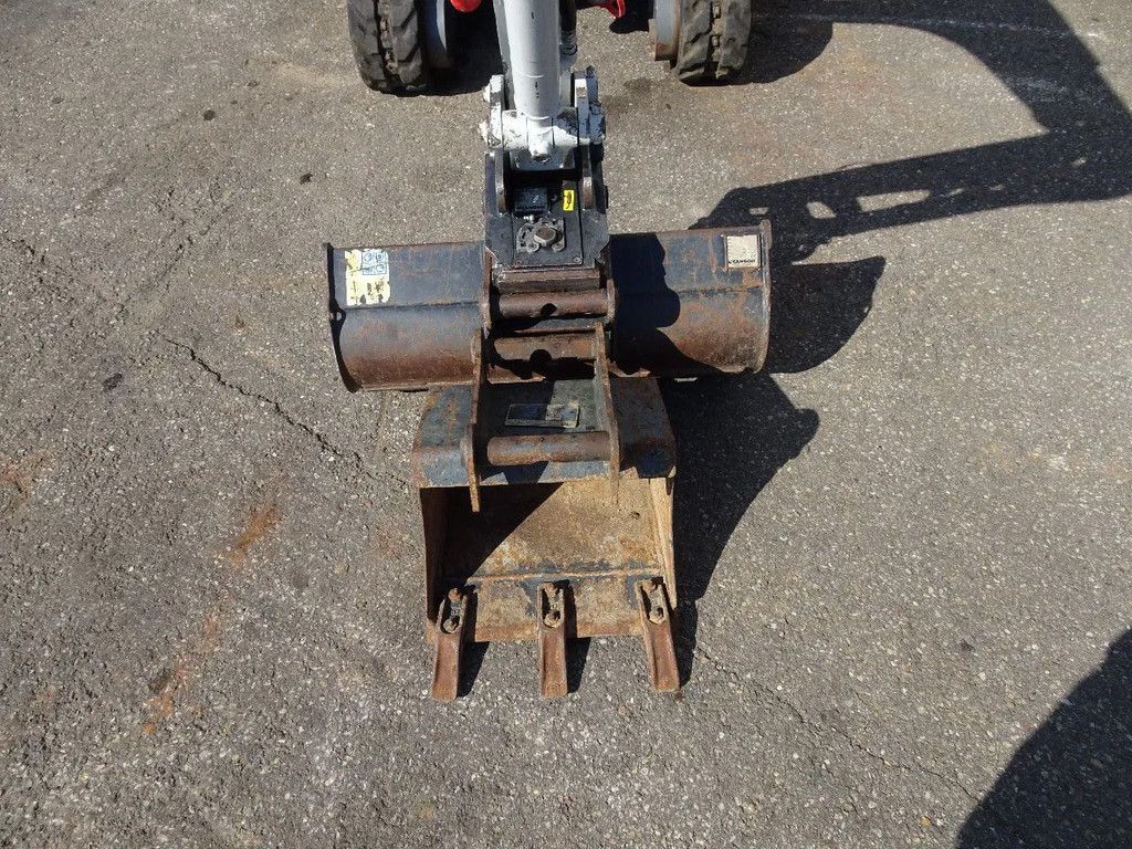 Takeuchi TB210
