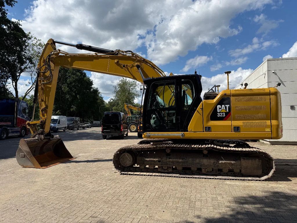 Caterpillar 323NG Full Option