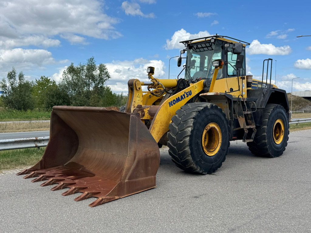 Komatsu WA470-5H