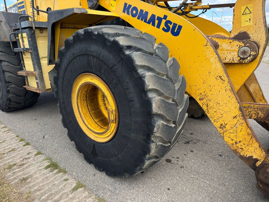 Komatsu WA470-5H