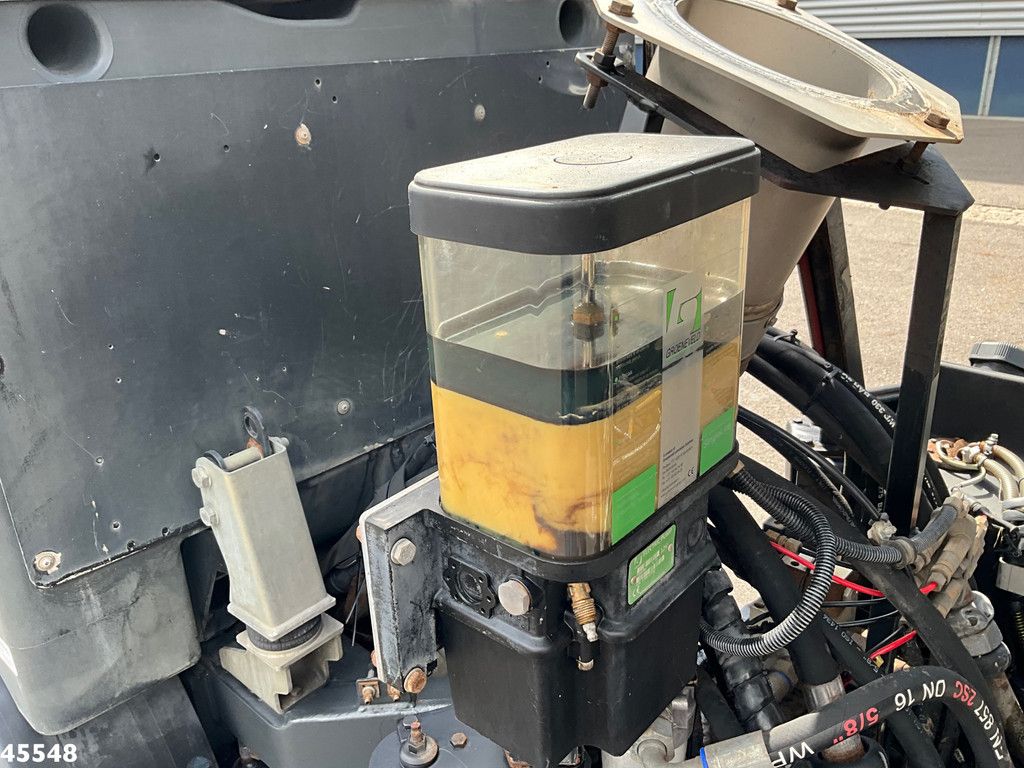 Bucher Citycat 2020 with 3-rd brush