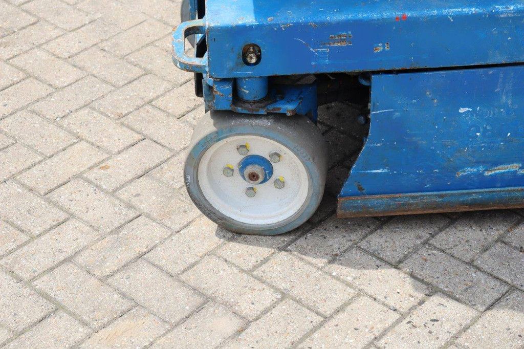 Scissor lift Skyjack SJIII-3219 Electric 8m