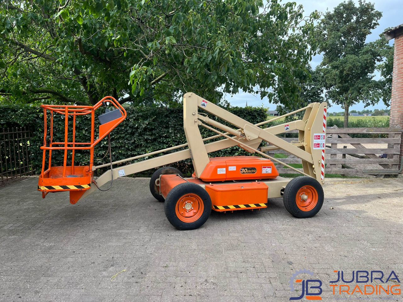 JLG 30 Electric Hoogwerker | Knikarm | 2000 | 4210U | 10M |