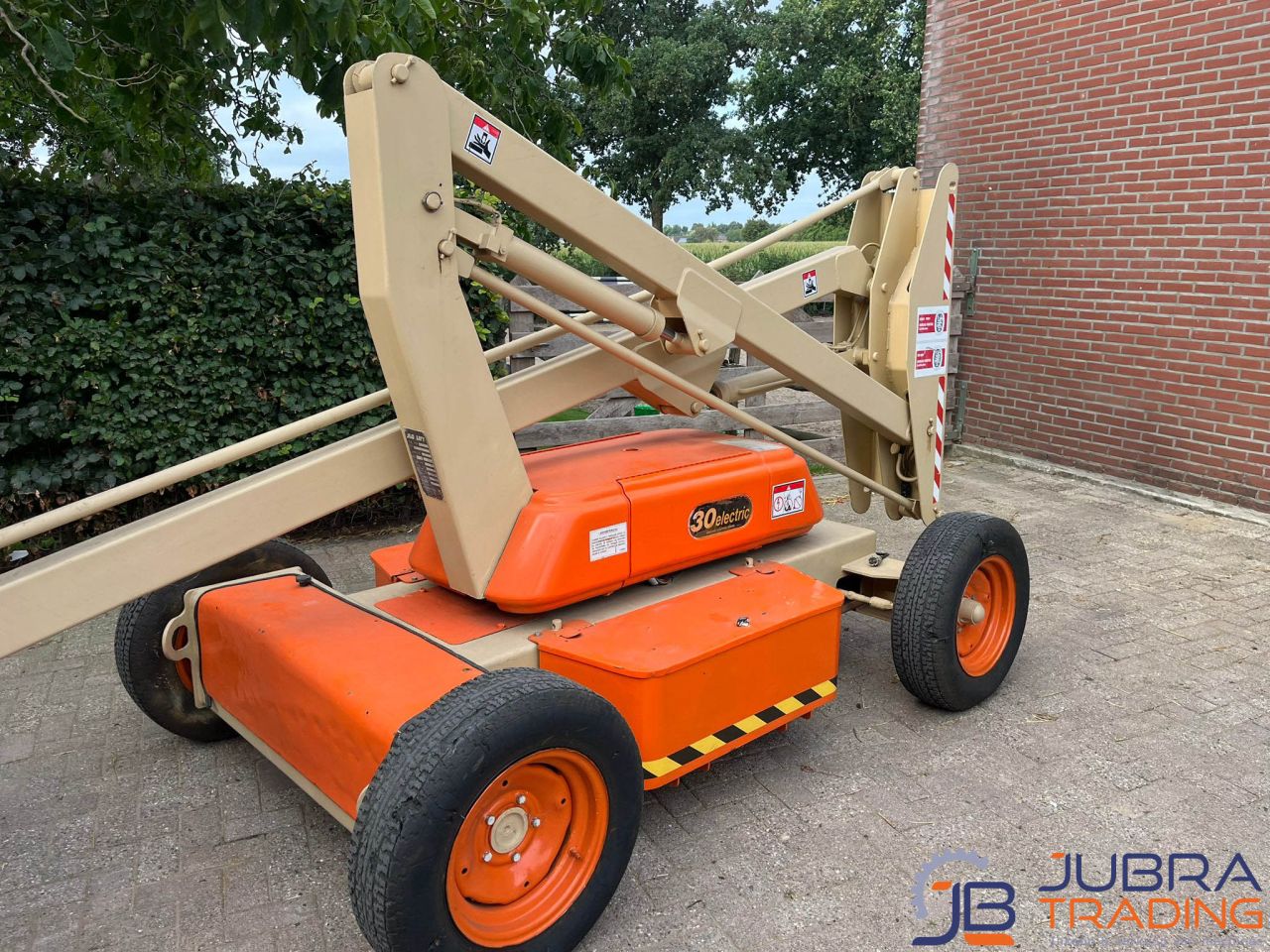 JLG 30 Electric Hoogwerker | Knikarm | 2000 | 4210U | 10M |