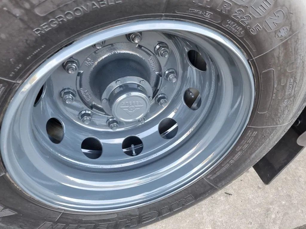 AGPRO 3 as bladgeveerd langzaamverkeer met RDW certificaat. op aanvraag gebouwd