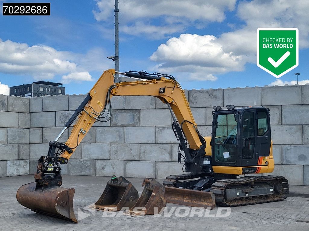 Liugong CLG909 ECR A/C - 3 BUCKETS