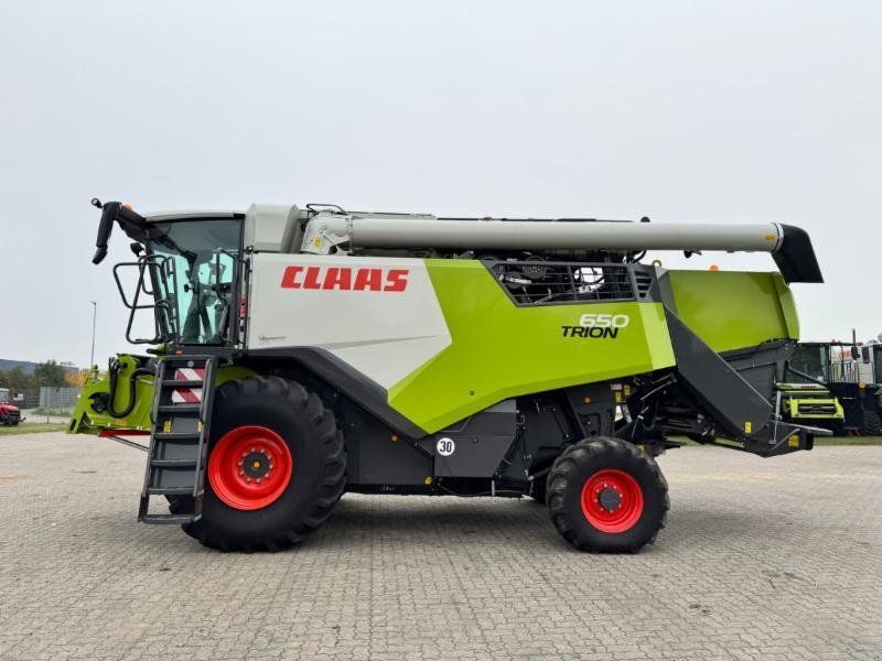 Claas TRION 650