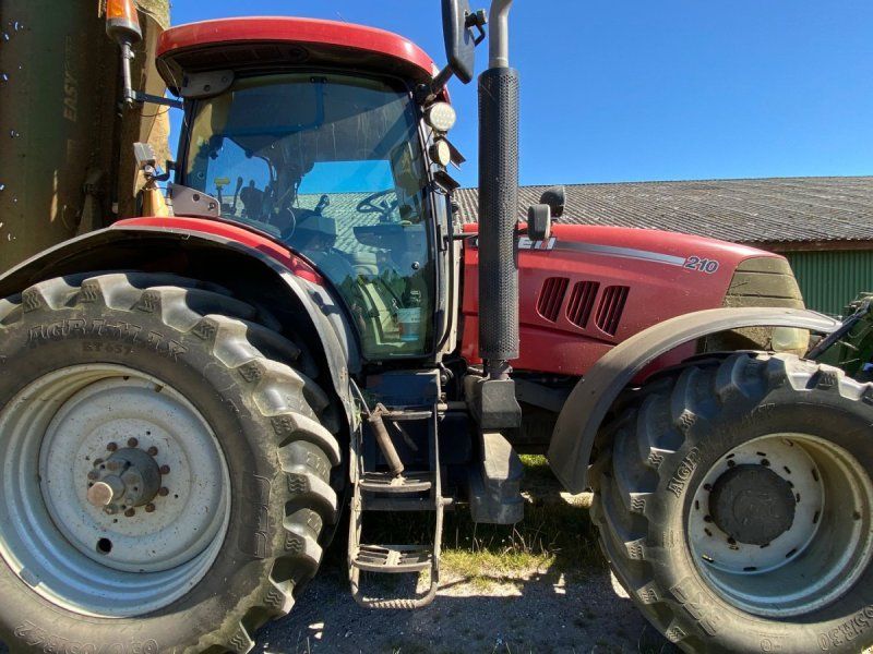 Case IH Puma 210