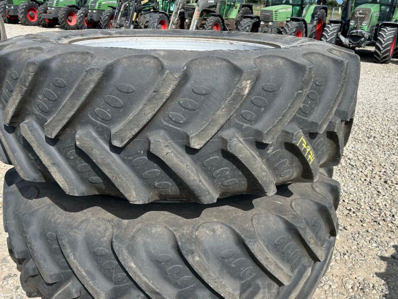 BKT 520/85R42-42
