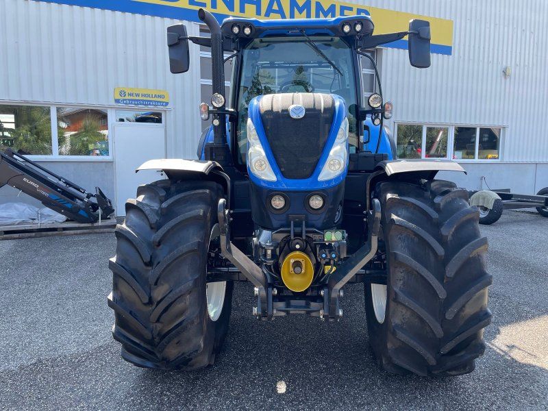 New Holland T7.225 Auto Command SideWinder II (Stage V)