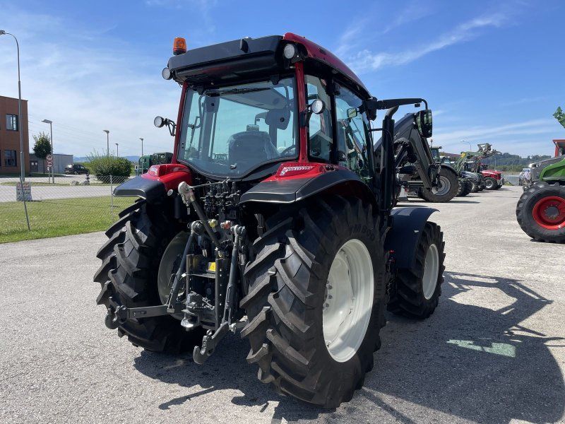 Valtra A 95