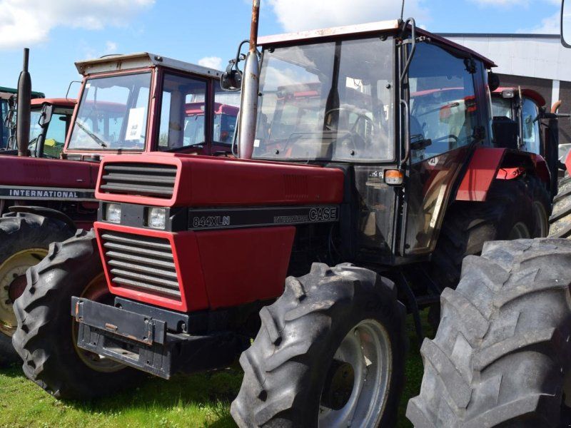 Case IH 844 XLN