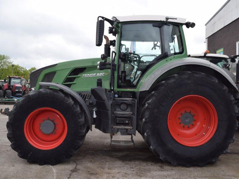Fendt 826 Vario SCR ProfiPlus