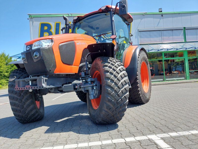 Kubota M5-092 CAB