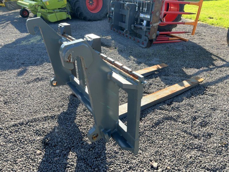 Bressel & Lade Palettengabel 8.500 kg, CLAAS TORION, LIEBHERR