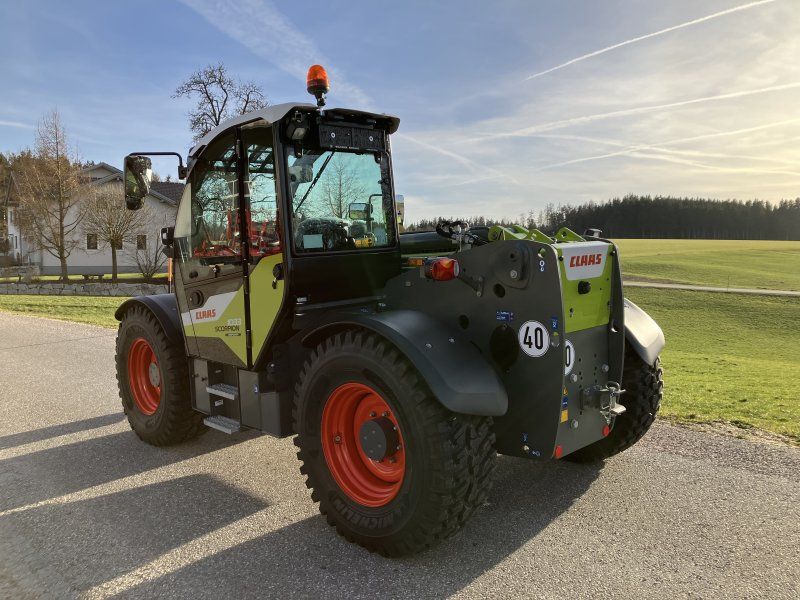 Claas Scorpion 1033 VP