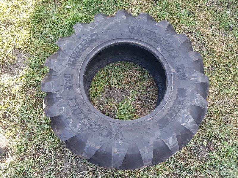 XMCL 340/80 R20 Reifen