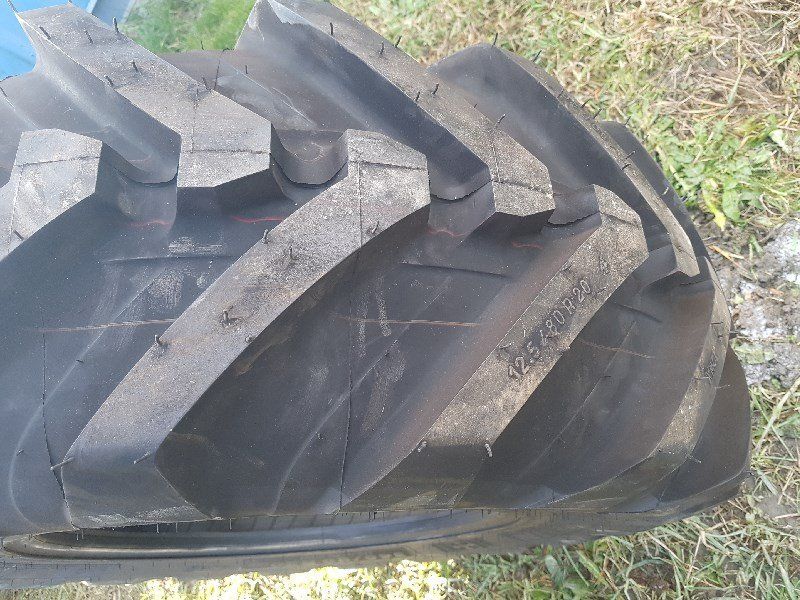 XMCL 340/80 R20 Reifen